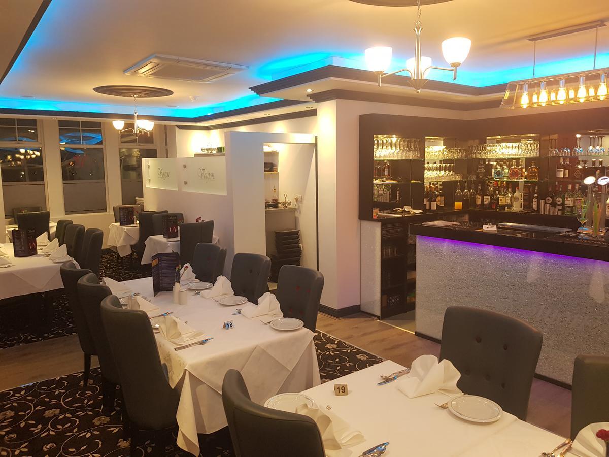 Ascot Grange - Voujon Resturant 3*